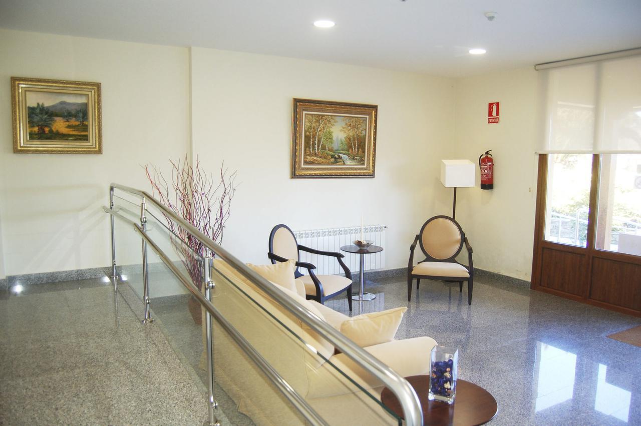 Hotel Lupa San Juan de Pinera Exterior photo